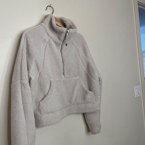 Lululemon Scuba Faux Shearling Funnel Neck size M/L - Picture 5 of 7